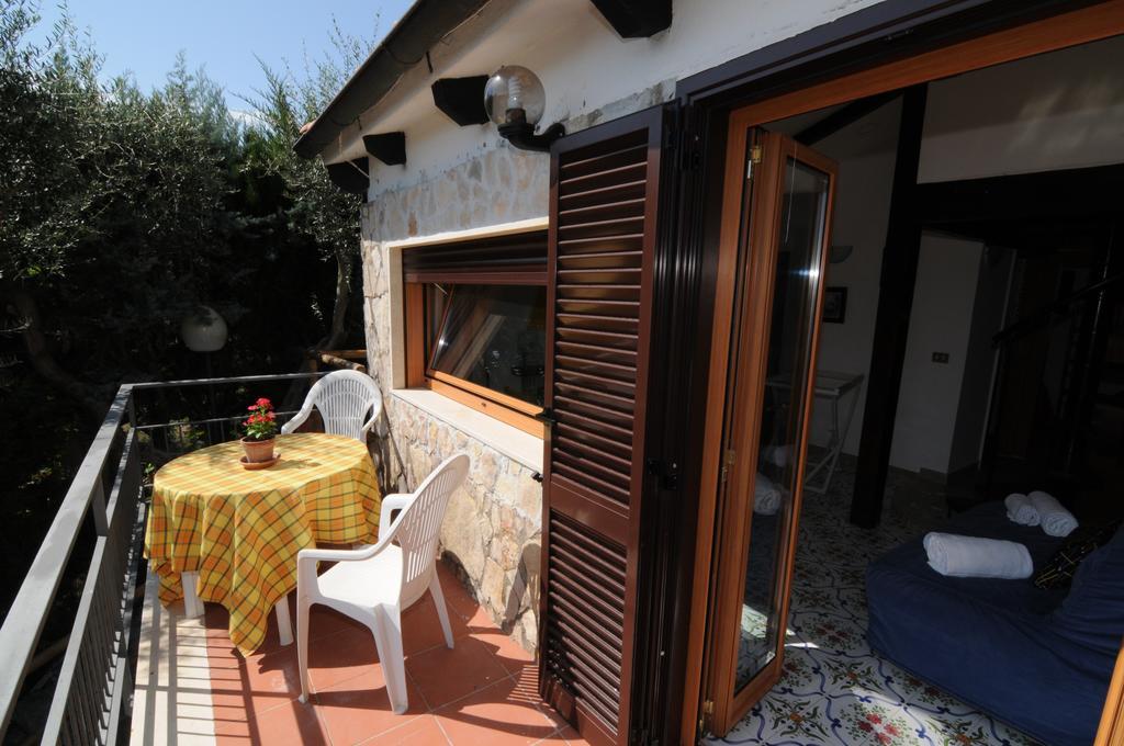 אפרטהוטל מסה לוברנסה Relais Il Frantoio מראה חיצוני תמונה